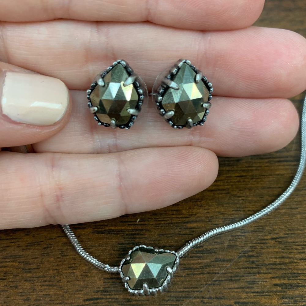 Kendra Scott matching set